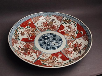 Японское блюдо "Львы и журавли", начало XX века